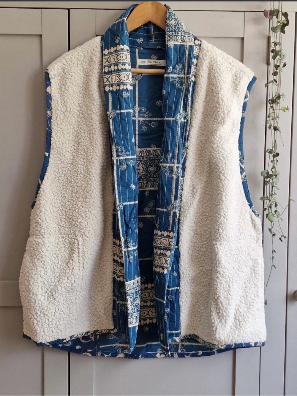 Free People Women's Multi Coat Blue Patterned Lined Sherpa Vest - Women